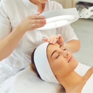 Hydra Facial